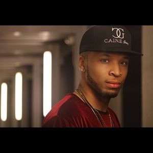 Meet your Posher, Robert